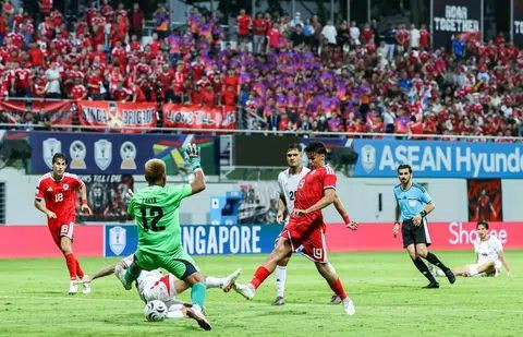 Singapore hòa 1-1 Indonesia: Màn lột xác kỳ diệu bước vào bán kết ASEAN Cup 2026 của Gavin Lee