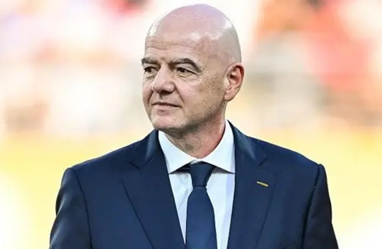FIFA kịch liệt bác cáo buộc đời tư, phản pháo nỗ lực phế truất Chủ tịch Infantino từ châu Âu