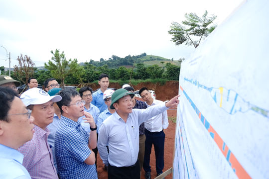 Lâm Đồng quyết liệt bàn giao mặt bằng các đoạn ưu tiên thi công cao tốc Tân Phú - Bảo Lộc