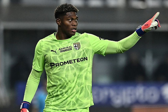 Chi 35 triệu euro mua Zion Suzuki, PSG gây bất ngờ khi đem cho Juventus mượn ngay lập tức