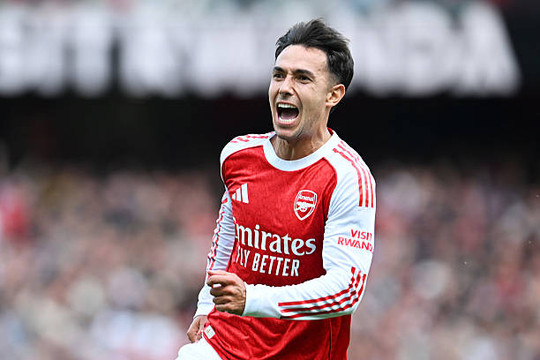 Chelsea cân nhắc chi 77 triệu bảng mua Martin Zubimendi từ Arsenal theo yêu cầu Xabi Alonso