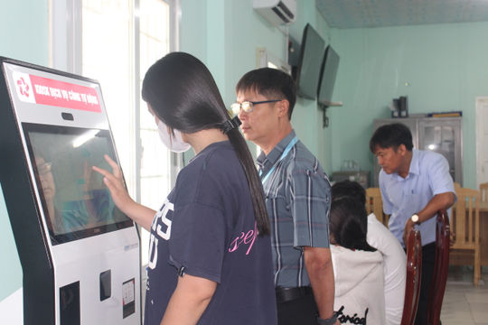 Vĩnh Hảo: Cải cách hành chính bắt đầu từ cách phục vụ người dân