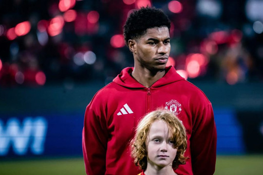 Marcus Rashford chính thức tái xuất Manchester United sau 609 ngày xa cách Old Trafford