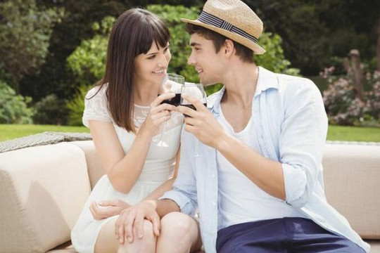 Top 5 cung hoàng đạo nữ rất dễ bị xiêu lòng bởi những lời nói ngọt ngào trong tình yêu