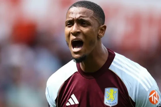 Arsenal bế tắc trong đàm phán mua Ezri Konsa do chênh lệch 20 triệu bảng với Aston Villa