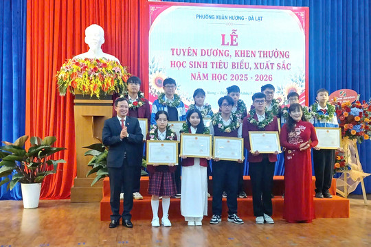 Phường Xuân Hương - Đà Lạt tuyên dương 491 học sinh xuất sắc