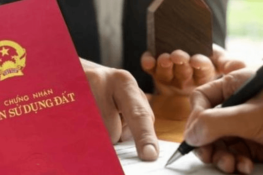 Thông tin hạn chế quyền sử dụng đất thể hiện trên Giấy chứng nhận thế nào?