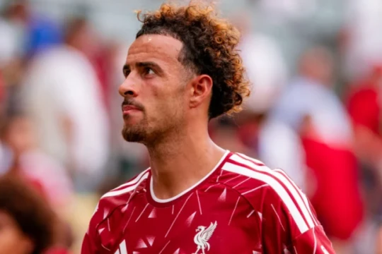 Liverpool sẵn sàng bán Curtis Jones cho Inter Milan giá 35 triệu euro nhờ tuyến trẻ kế thừa