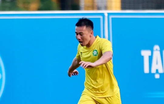 Tiền vệ Trần Minh Vương bất ngờ chia tay Trường Tươi Đồng Nai ngay trước mùa giải V-League 2026/27