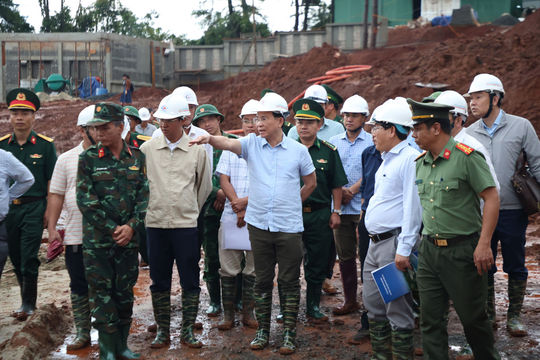 Tranh thủ từng phút, từng giờ, khẩn trương hoàn thiện trường nội trú xã Quảng Trực