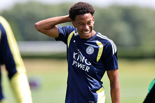 MU nhắm chiêu mộ Louis Page từ Leicester City để hiện thực hóa tham vọng trẻ hóa tuyến giữa