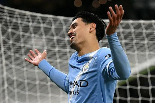 Tiền vệ Tijjani Reijnders chia tay Manchester City sang Al Qadsiah sau 12 tháng mờ nhạt