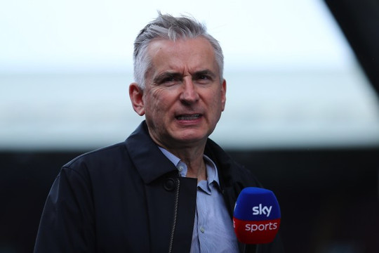 Alan Smith dự đoán cuộc đua vô địch Ngoại hạng Anh chỉ là cuộc chiến giữa Arsenal và Man City