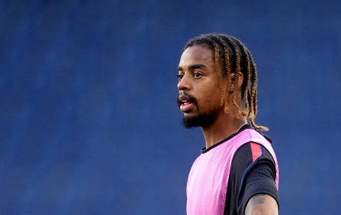 PSG hai lần liên tiếp từ chối đề nghị 110 triệu euro của Liverpool cho tiền đạo Barcola