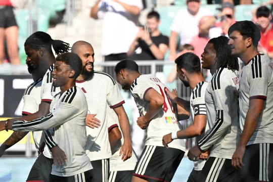 Thất bại 2-4 trước AC Milan tại Wroclaw phơi bày 4 điểm sáng cùng 3 nỗi lo hàng thủ Man Utd