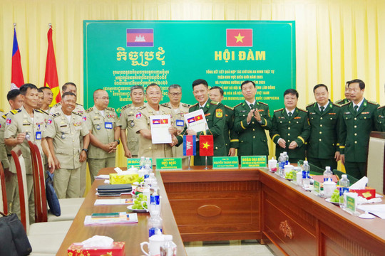 Biên phòng Lâm Đồng chung sức giữ bình yên, vun đắp tình hữu nghị