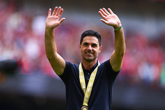 Arsenal đè bẹp Man City 3-0 ở Siêu cúp Anh: HLV Arteta thiết lập chuẩn mực mới cho toàn đội