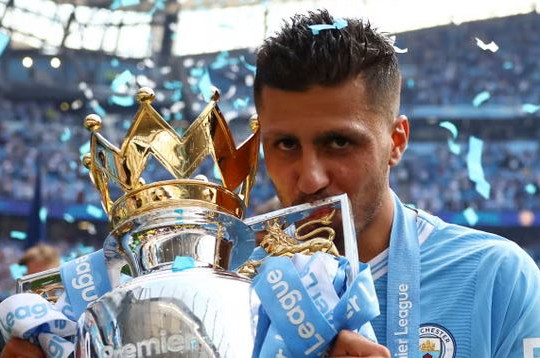Man City bán Rodri cho Barcelona với giá 65,4 triệu bảng, ráo riết tái thiết tuyến giữa