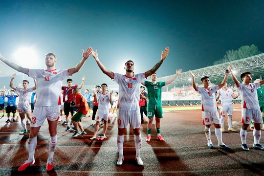Tuyển Việt Nam thắng Malaysia 2-0: Sự thực dụng kỷ luật mang thương hiệu Kim Sang-sik