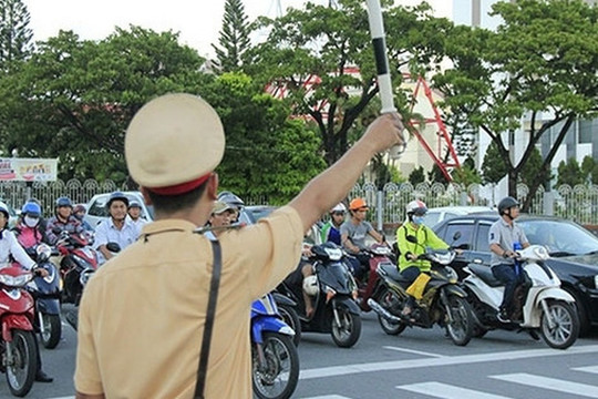 Bảo đảm trật tự, an toàn giao thông dịp nghỉ lễ 02/9 và tháng cao điểm học sinh đến trường