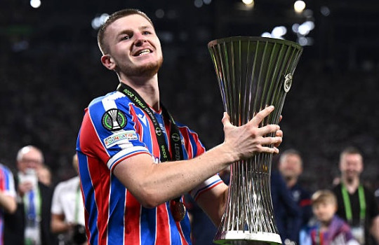 Man City nhắm tiền vệ Adam Wharton nhằm thay Rodri với giá hơn 100 triệu bảng từ Palace