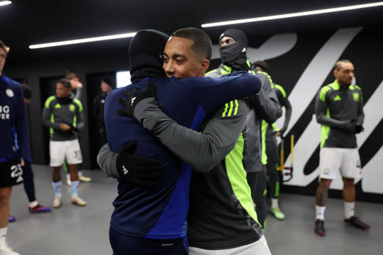Jamie Vardy tin tưởng tân binh Youri Tielemans sẽ vươn tầm ngôi sao tại Manchester United