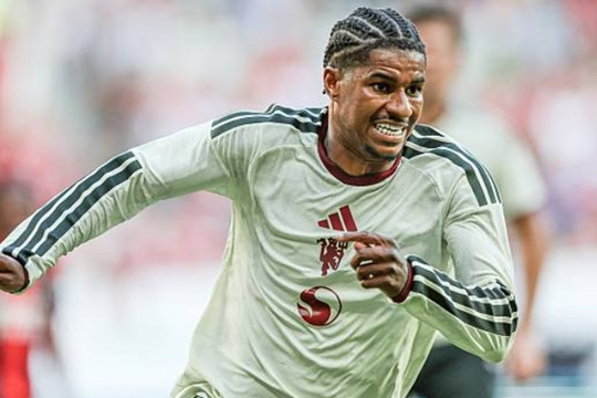 Patrice Evra chỉ ra cách giúp Marcus Rashford cởi bỏ áp lực để bùng nổ tại Man United