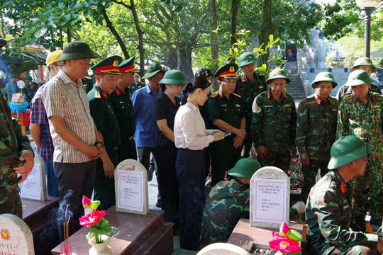 QUY ĐỊNH MỚI về chế độ ưu đãi xác định danh tính hài cốt liệt sĩ với người có công với cách mạng