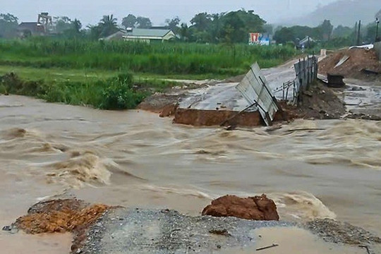Thủ tướng Chính phủ yêu cầu rà soát, tổ chức sơ tán dân cư khỏi khu vực nguy cơ bị ngập sâu, lũ quét, sạt lở đất