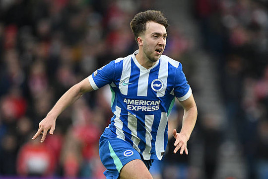 MU quyết đấu Arsenal tranh giành Jack Hinshelwood bổ sung tuyến giữa cho Michael Carrick