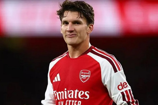 Arsenal phô diễn sức mạnh ngày mở màn Ngoại hạng Anh khi hạ đẹp Coventry với tỷ số 3-0