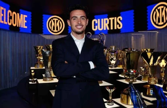 Inter Milan chiêu mộ thành công tiền vệ Curtis Jones sau 8 mùa giải cống hiến cho Liverpool