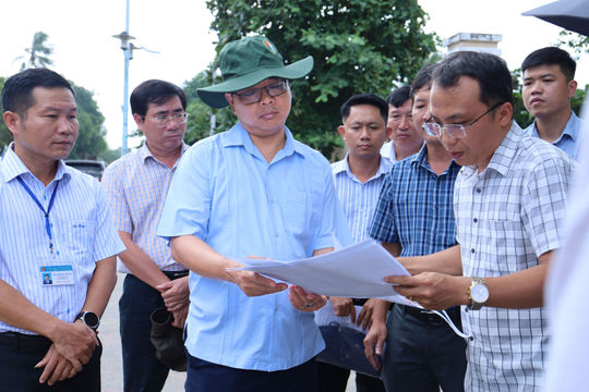 Phó Bí thư Thường trực Tỉnh ủy Lâm Đồng Đặng Hồng Sỹ kiểm tra Dự án đường Nguyễn Đình Chiểu - Huỳnh Thúc Kháng