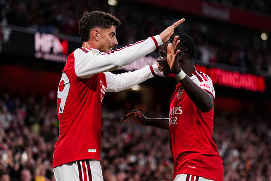 Arsenal thắng áp đảo Coventry City 3-0 ngày ra quân Ngoại hạng Anh nhờ bộ ba tấn công tỏa sáng