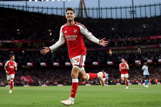 Kai Havertz liên tục nổ súng, khẳng định vững chắc vị thế trung phong số một Arsenal