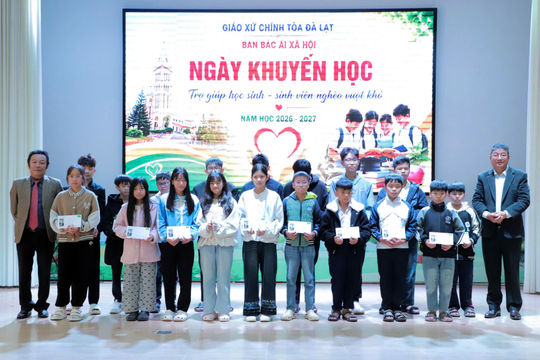 Hơn 264 triệu đồng tiếp sức học sinh, sinh viên bước vào năm học mới