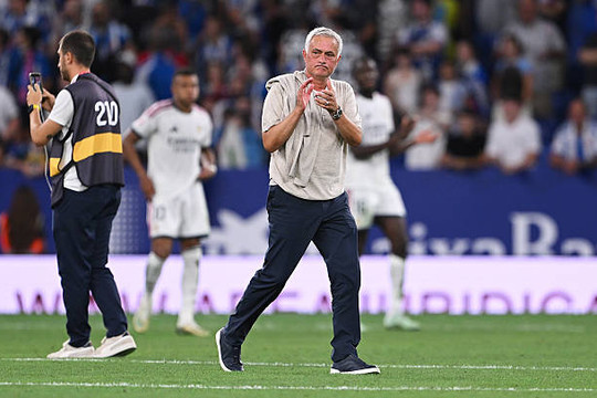 HLV Jose Mourinho thừa nhận Espanyol không đáng thua sau trận thắng nghẹt thở của Real Madrid