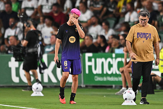 Barcelona đón nhận tín hiệu tích cực về chấn thương đầu gối của Gavi sau trận thắng Elche