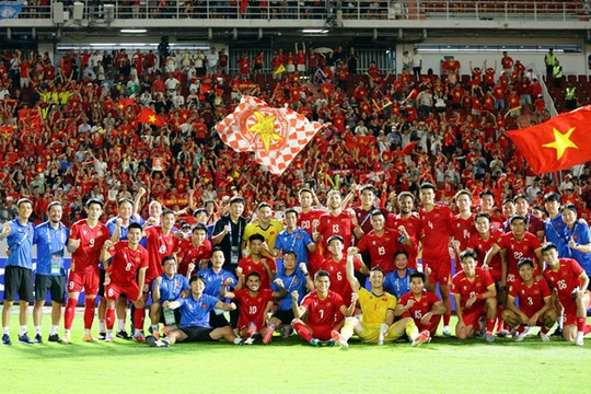 Đội tuyển Việt Nam nhận thưởng 12,3 tỷ đồng trước trận chung kết ASEAN Cup