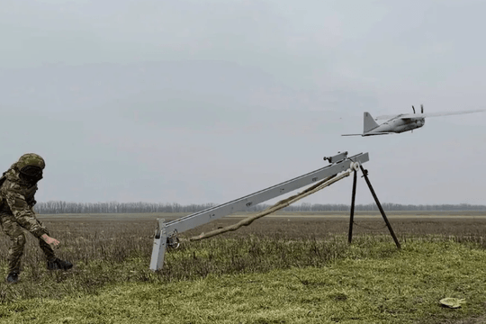 Quân đội Nga liên tục đổi tần số và lập mạng lưới UAV nhằm vượt tác chiến điện tử Ukraine
