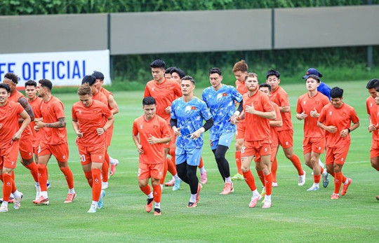 Điểm tựa 10 năm bất bại trước Thái Lan trên sân nhà giúp tuyển Việt Nam chạm tay vào cúp