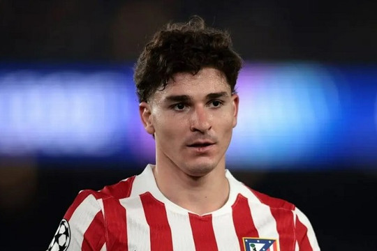 Arsenal sẵn sàng chi 150 triệu euro để chiêu mộ tiền đạo Julian Alvarez trước ngày 2/9