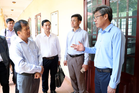 Không để học sinh Lâm Đồng bỏ lỡ cơ hội học tập vì hoàn cảnh khó khăn