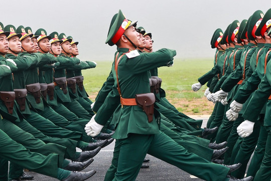 Đề xuất cách tính trợ cấp theo số năm công tác cho quân nhân, công nhân, viên chức quốc phòng