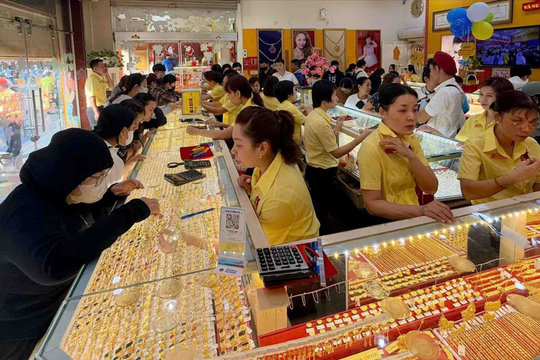 Giá vàng SJC, vàng nhẫn chiều 26/8/2026 tại DOJI, BTMC, Phú Quý, PNJ và giá vàng thế giới