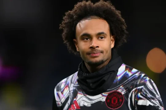 Joshua Zirkzee đếm ngày rời Man Utd: Cánh cửa Serie A rộng mở trước hạn chót chuyển nhượng