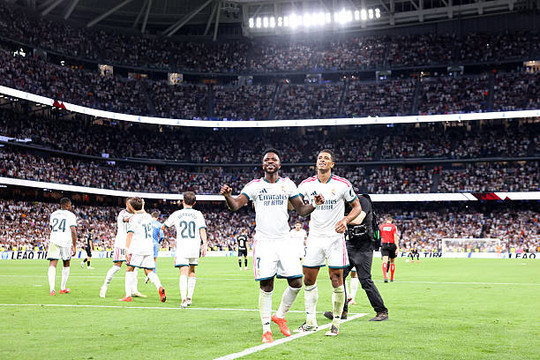 Real Madrid thắng tưng bừng Sociedad 4-1: Cú hat-trick của Mbappe và dấu ấn Jose Mourinho