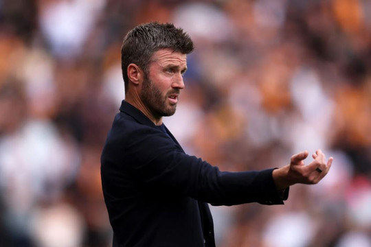 Man Utd tái xuất Champions League: Bản lĩnh Michael Carrick trước loạt đối thủ duyên nợ