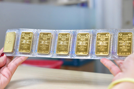Giá vàng 9999 hôm nay trưa 30/8/2026: SJC BTMC BTMH DOJI, và vàng thế giới