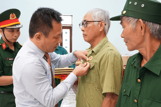 Cựu chiến binh làm nhiệm vụ quốc tế chưa được tặng Huân chương Chiến công, vì sao?